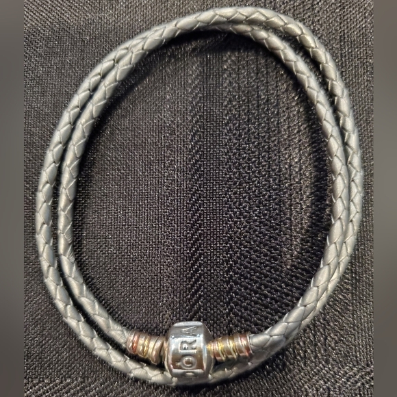 Pandora Double Leather Bracelet - Picture 2 of 3
